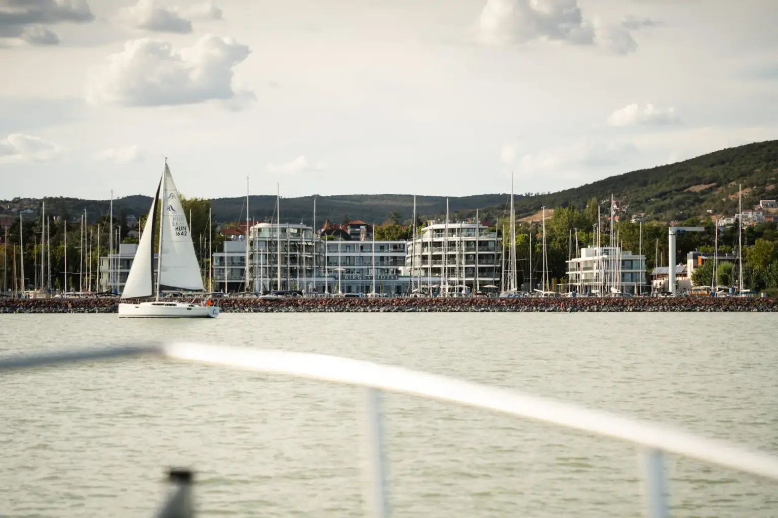 Bírges Hotel Lifestyle & View – panorámakilátás a Balatonra, Balatonfüred